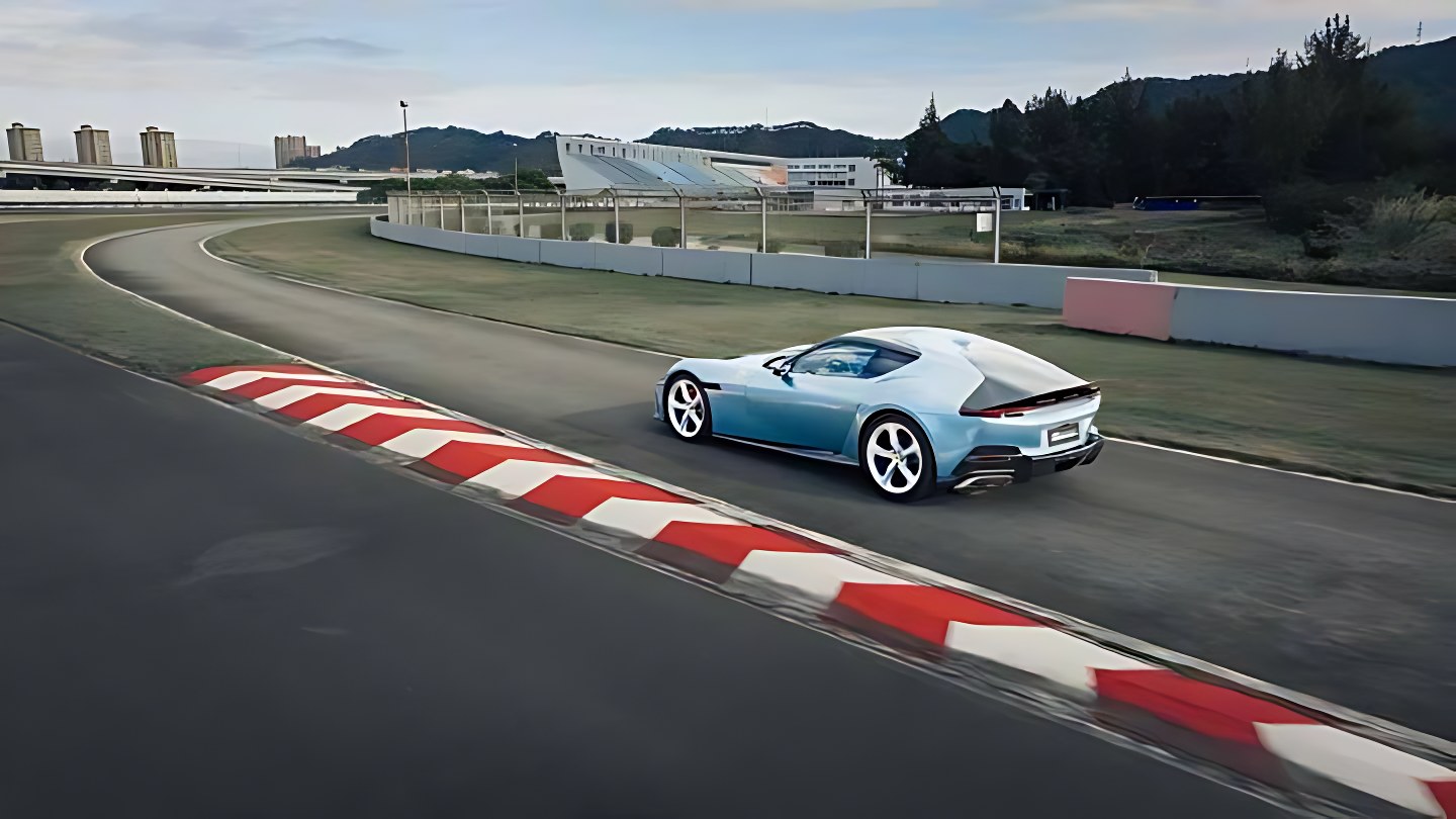 FERRARI 法拉利 — 4