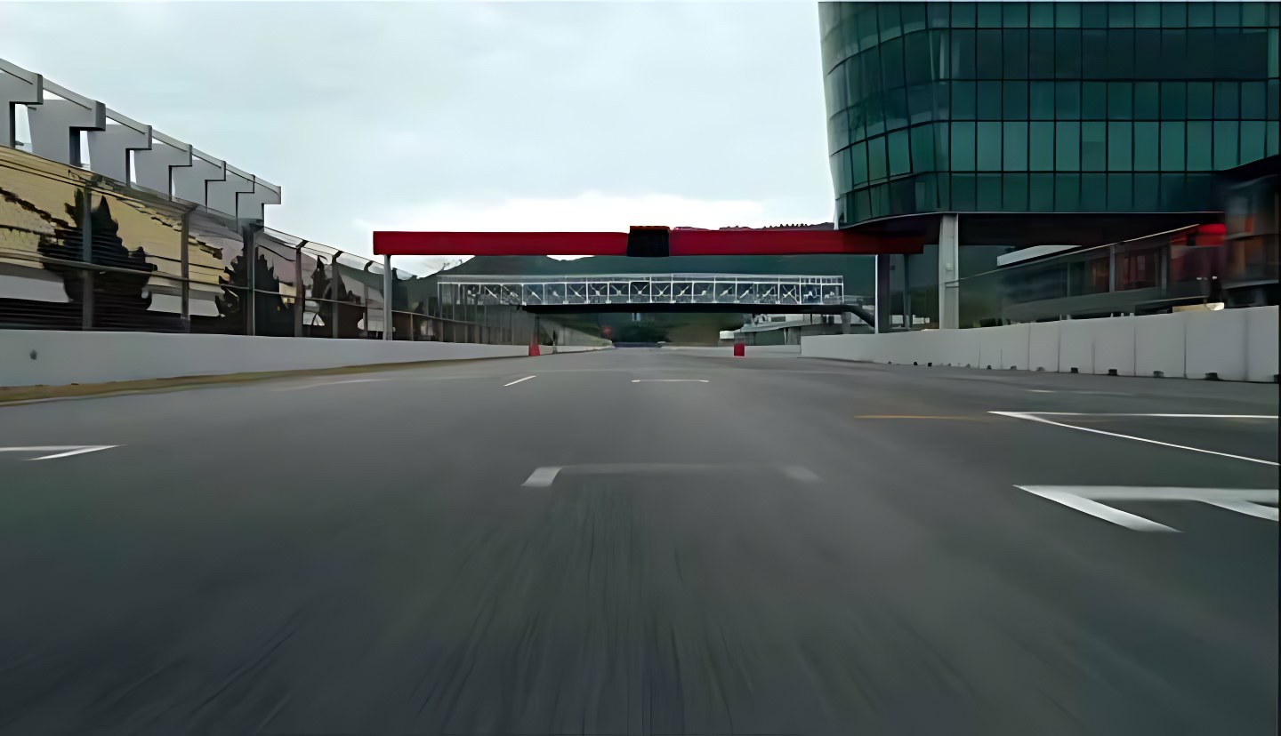 FERRARI 法拉利 — 8