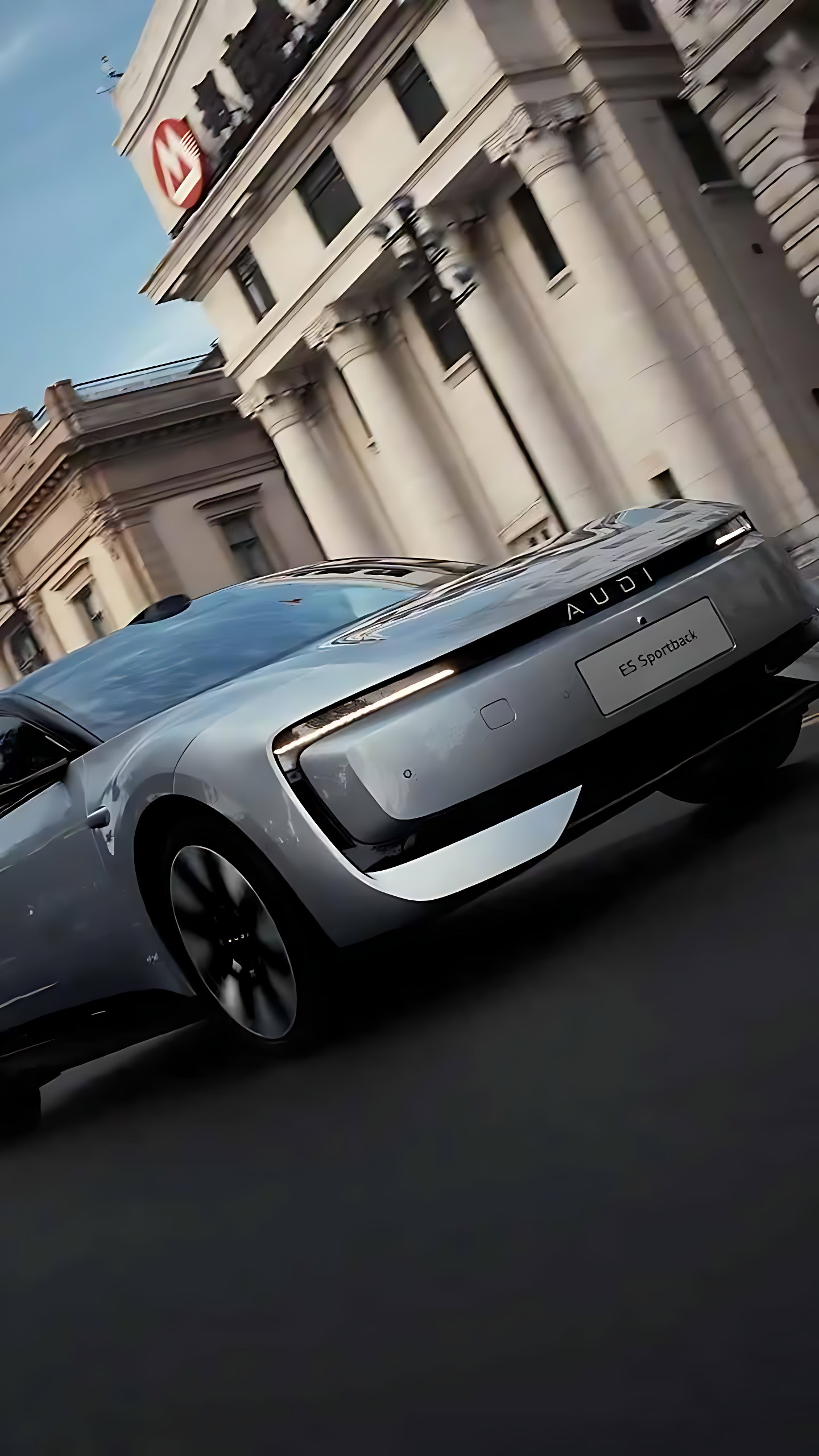 AUDI 奥迪 · 空间 — 10